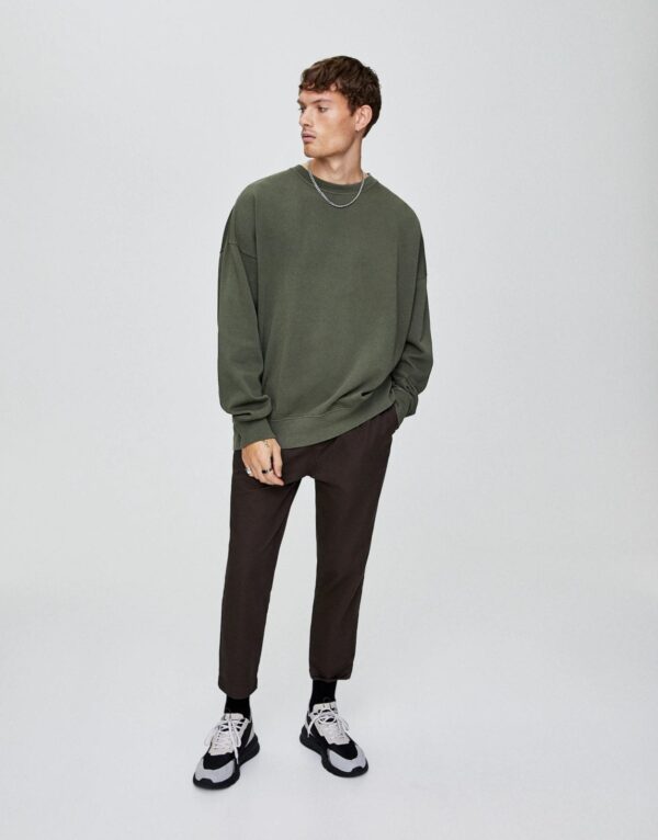 ⁦Basic Oversized Sweatshirt⁩ – תמונה ⁦3⁩